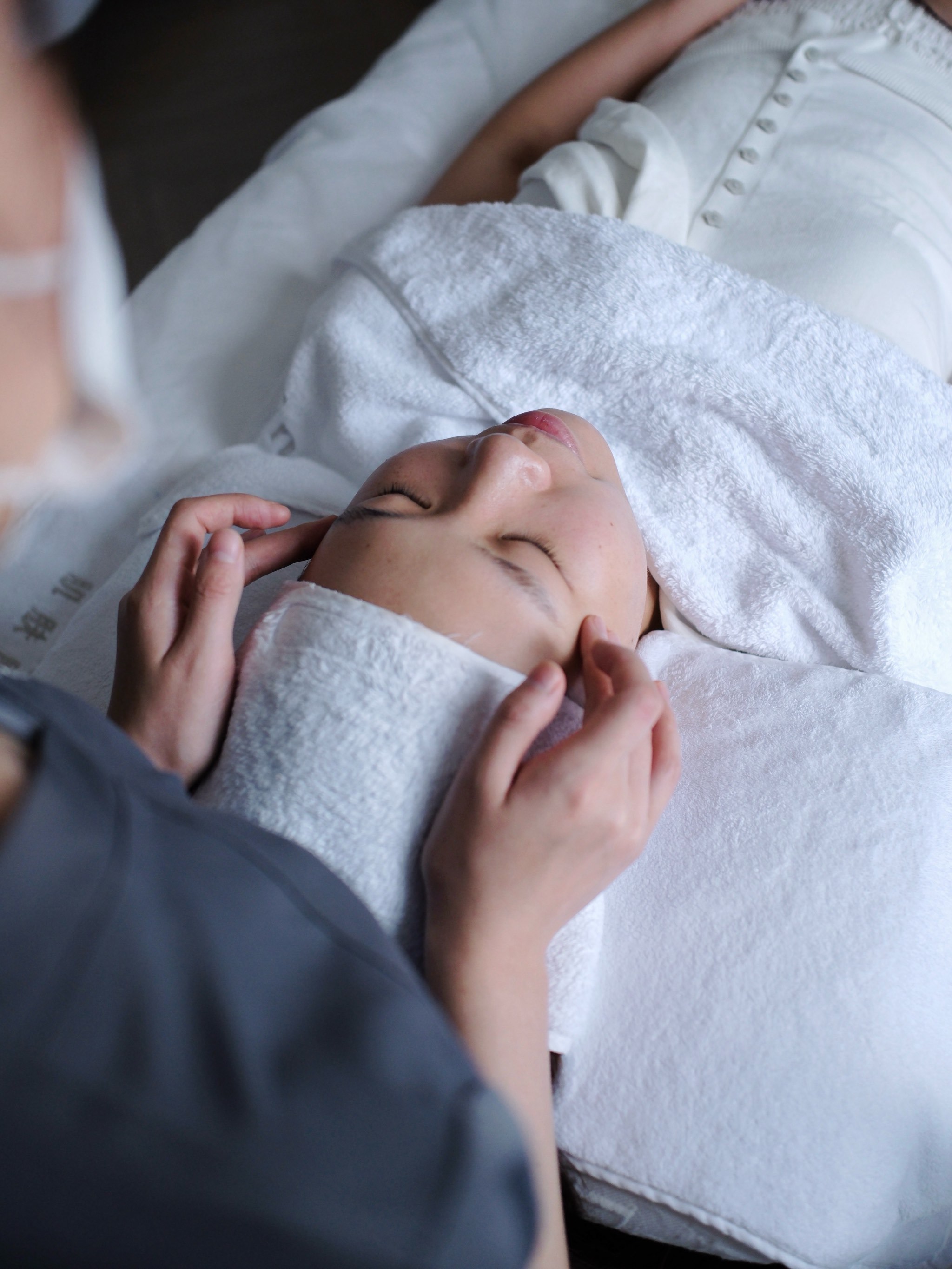 科学护肤，焕发肌肤光彩