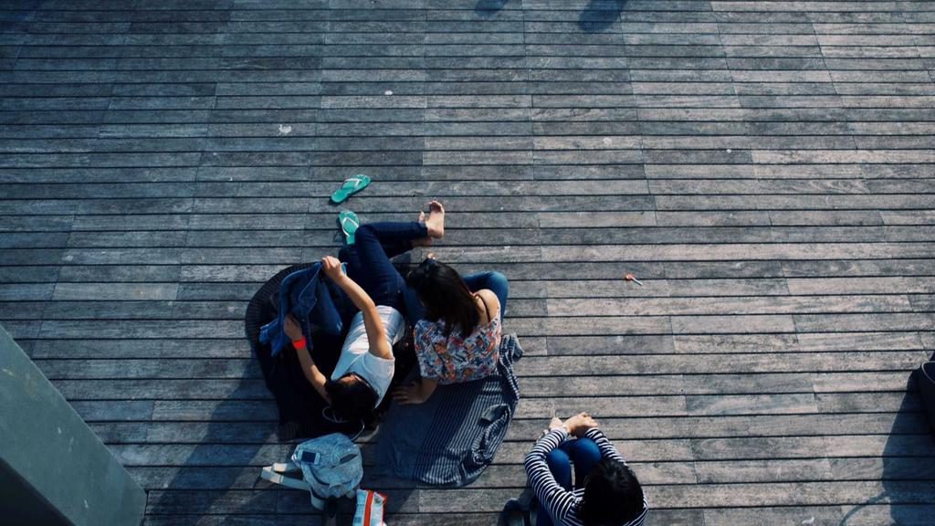 熬夜肌自救指南：告别暗沉，从洁面到抗老的科学护肤法