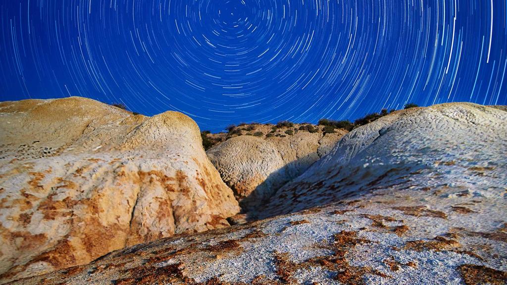 敏感肌男士必看！美白保湿双管齐下的科学护理指南