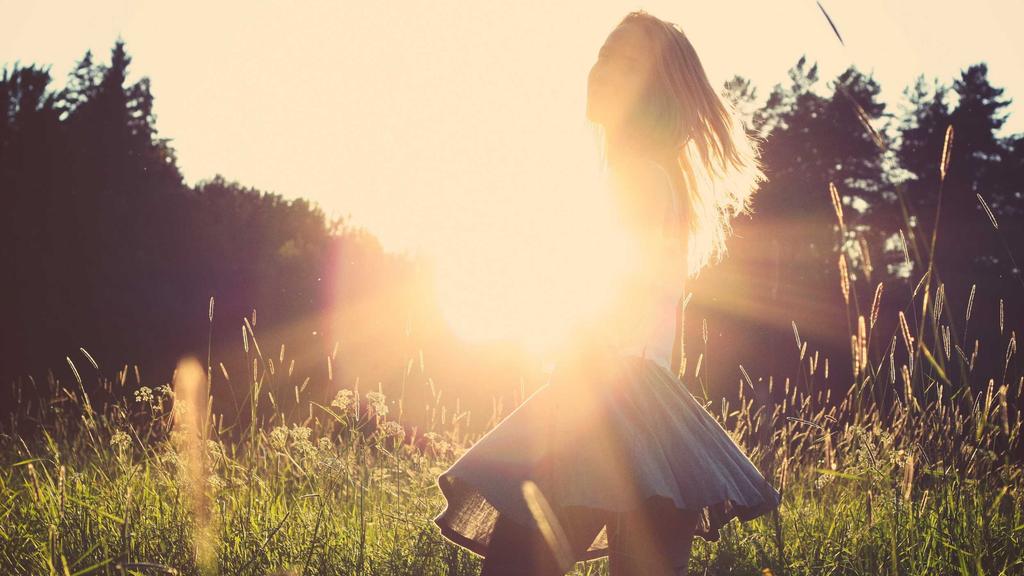 抗衰老三步曲：保湿补水+防晒喷雾，科学守护年轻肌