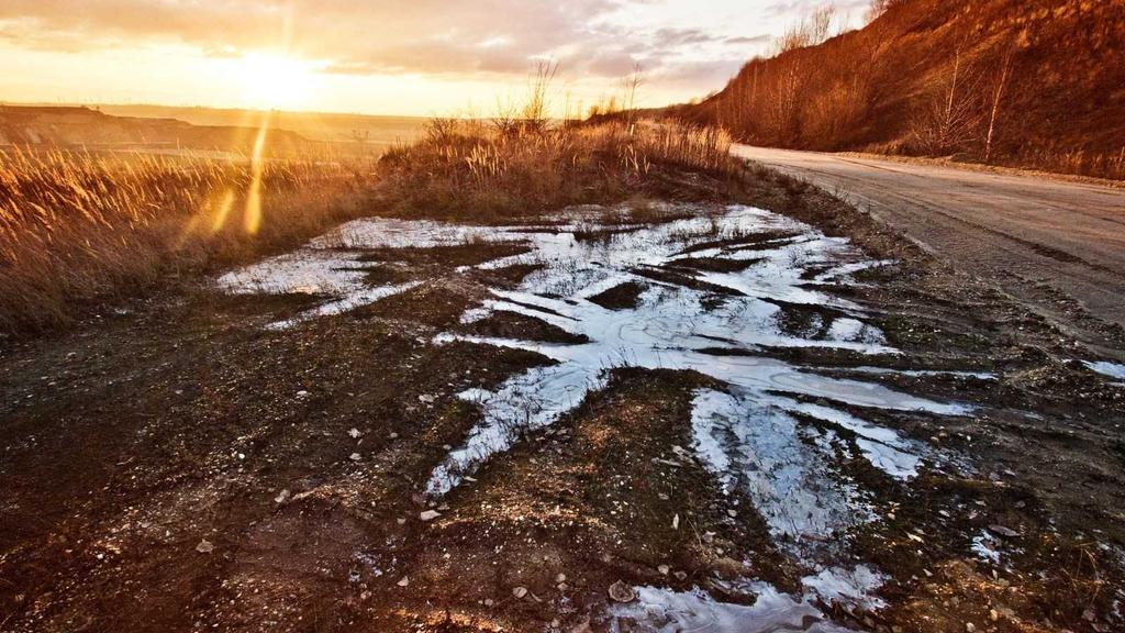 24小时修护指南：角鲨烷眼霜实测+早晚护肤全流程解析