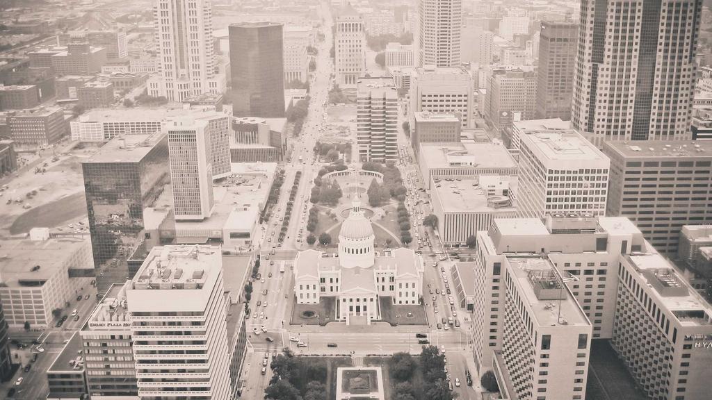 学生党必看！果酸换肤vs壬二酸，低成本高效护肤指南