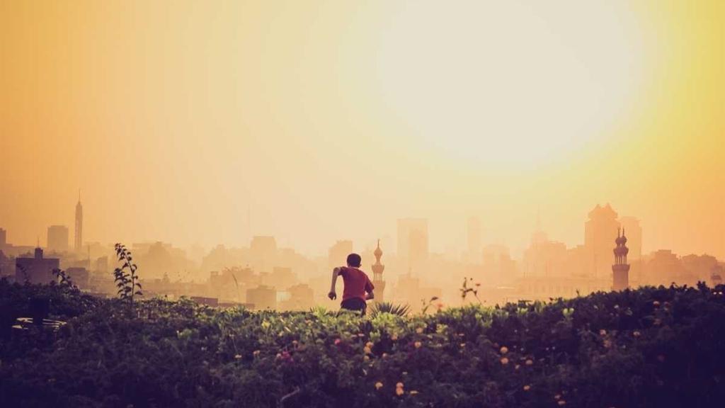 学生党抗衰指南：平价眼霜+换季护肤全攻略